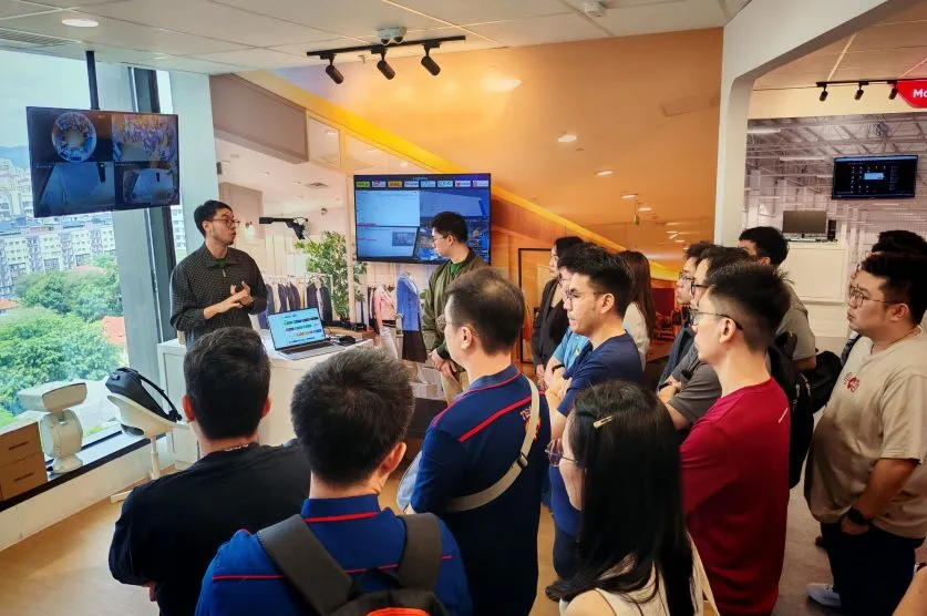 SiteGiant present parcel guard feature